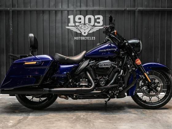 HARLEY-DAVIDSON ROAD KING SPECIAL 
